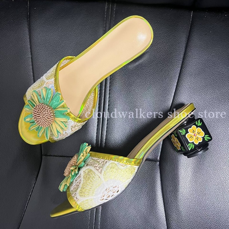 Schillernde bestickte Oberseit – Embroidery Embellishments Bewertung und Preis