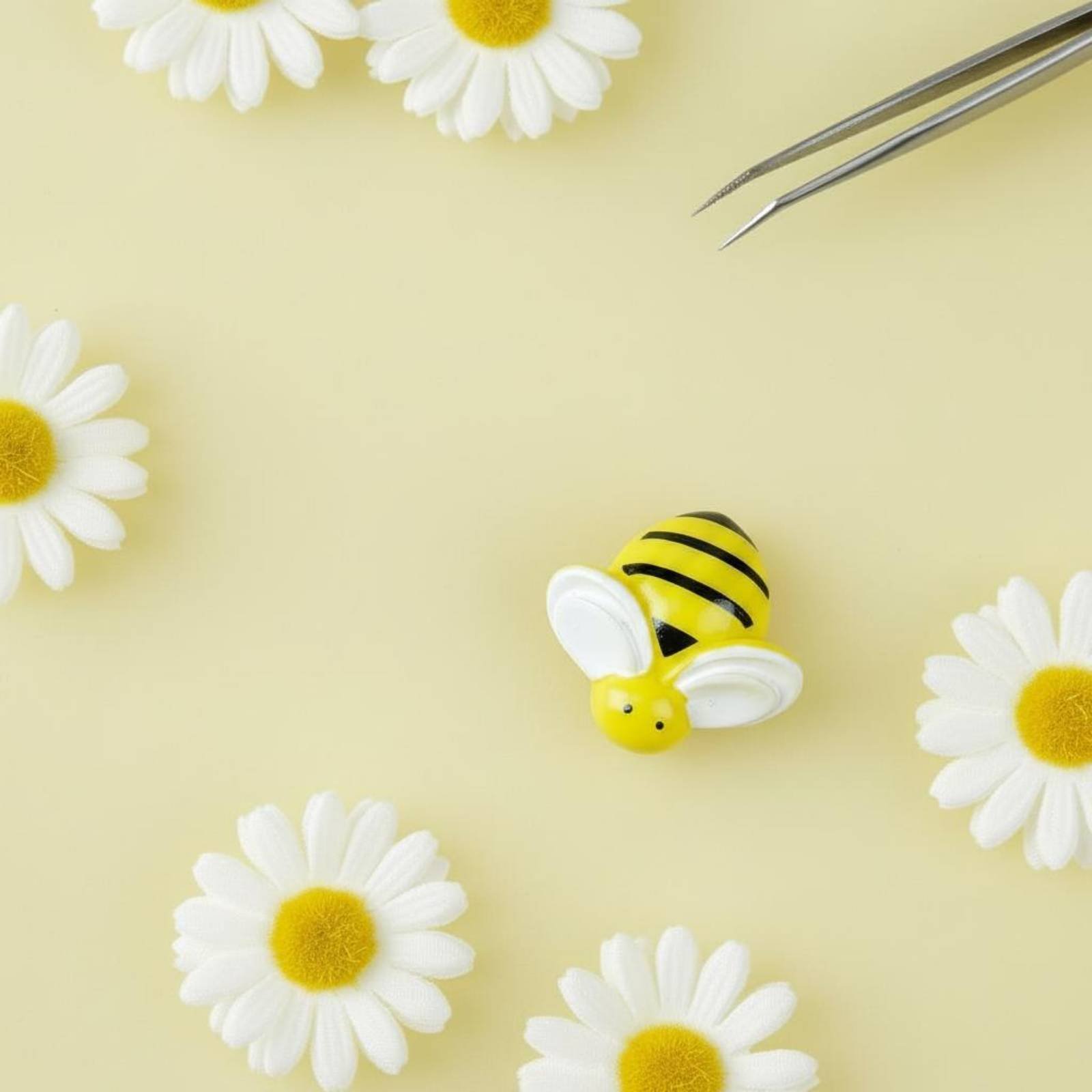 DIY Handyhüllen-Verzierung mit – Craft Embellishments Bewertung und Preis