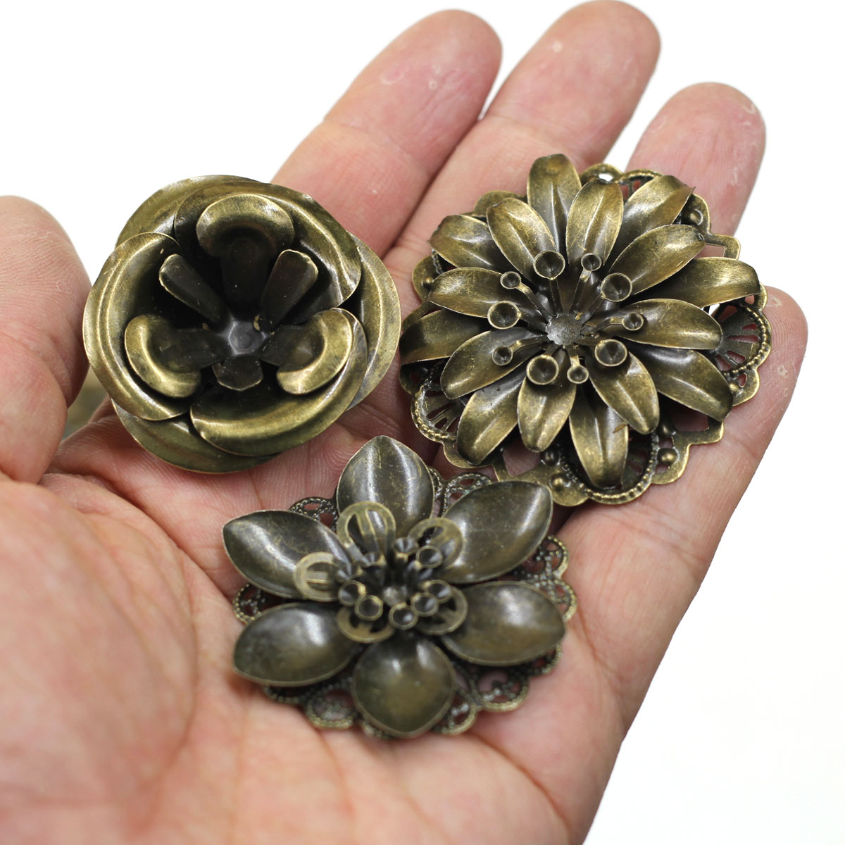 6 Stück Verzierungen Kombinati – Craft Embellishments Bewertung und Preis